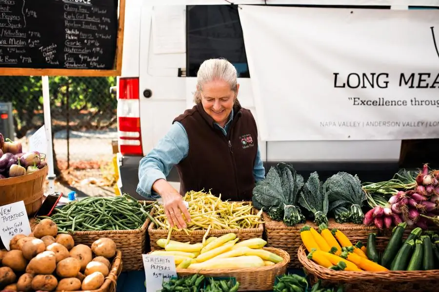 Winter Farmers' Market (Fridays)